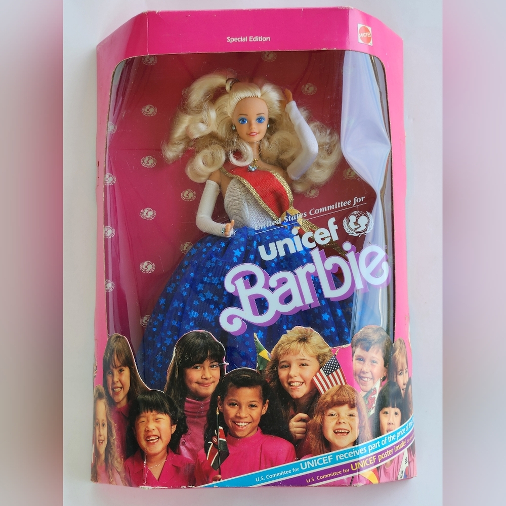 🌌 1989 United States Committee For Unicef Barbie Vintage Doll 80
